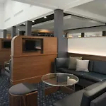 Courtyard By Marriott Louisville East