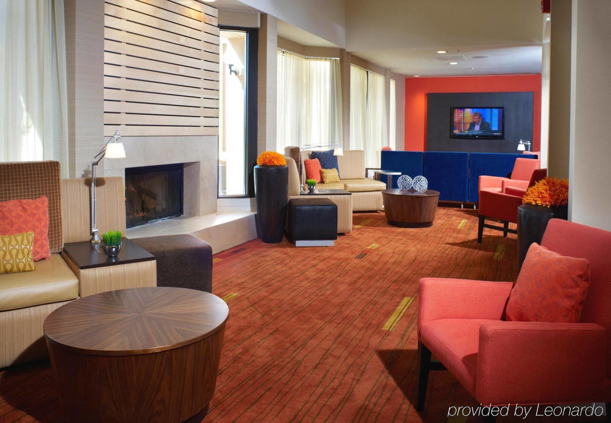 Hotel Courtyard By Marriott East
